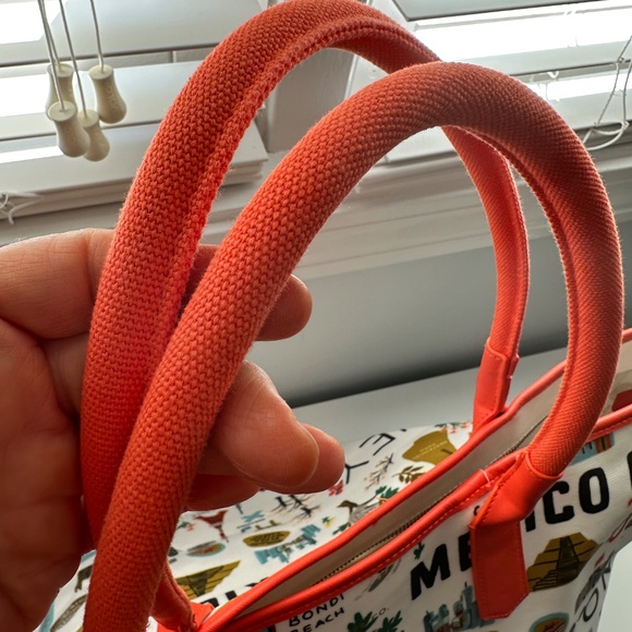 Large Rifle Paper Co. Travel Themed Travel Tote with Luggage Tag NWOT - Picture 5 of 12